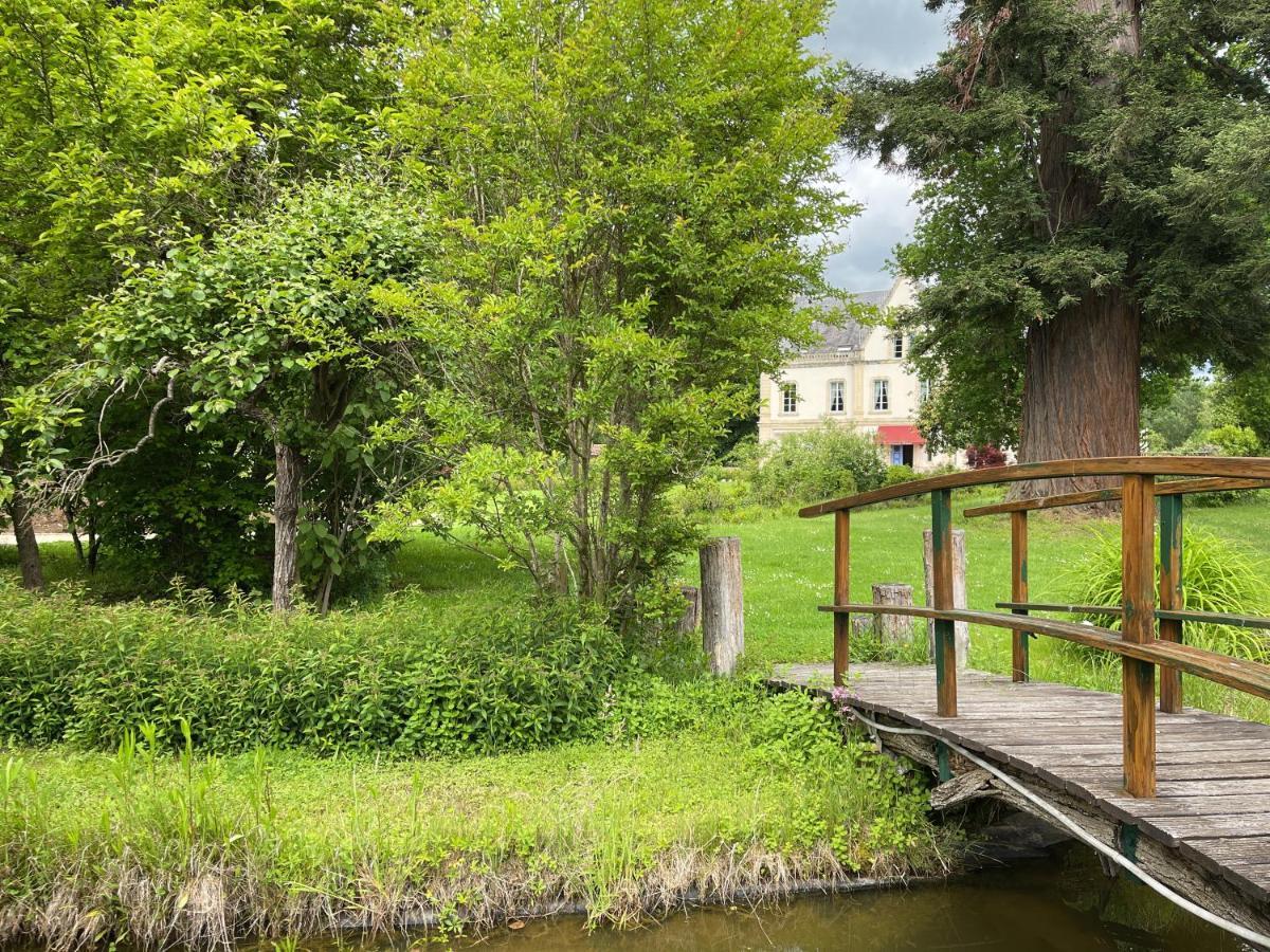 Готель Le Manoir De Bellerive Le Buisson-de-Cadouin Екстер'єр фото