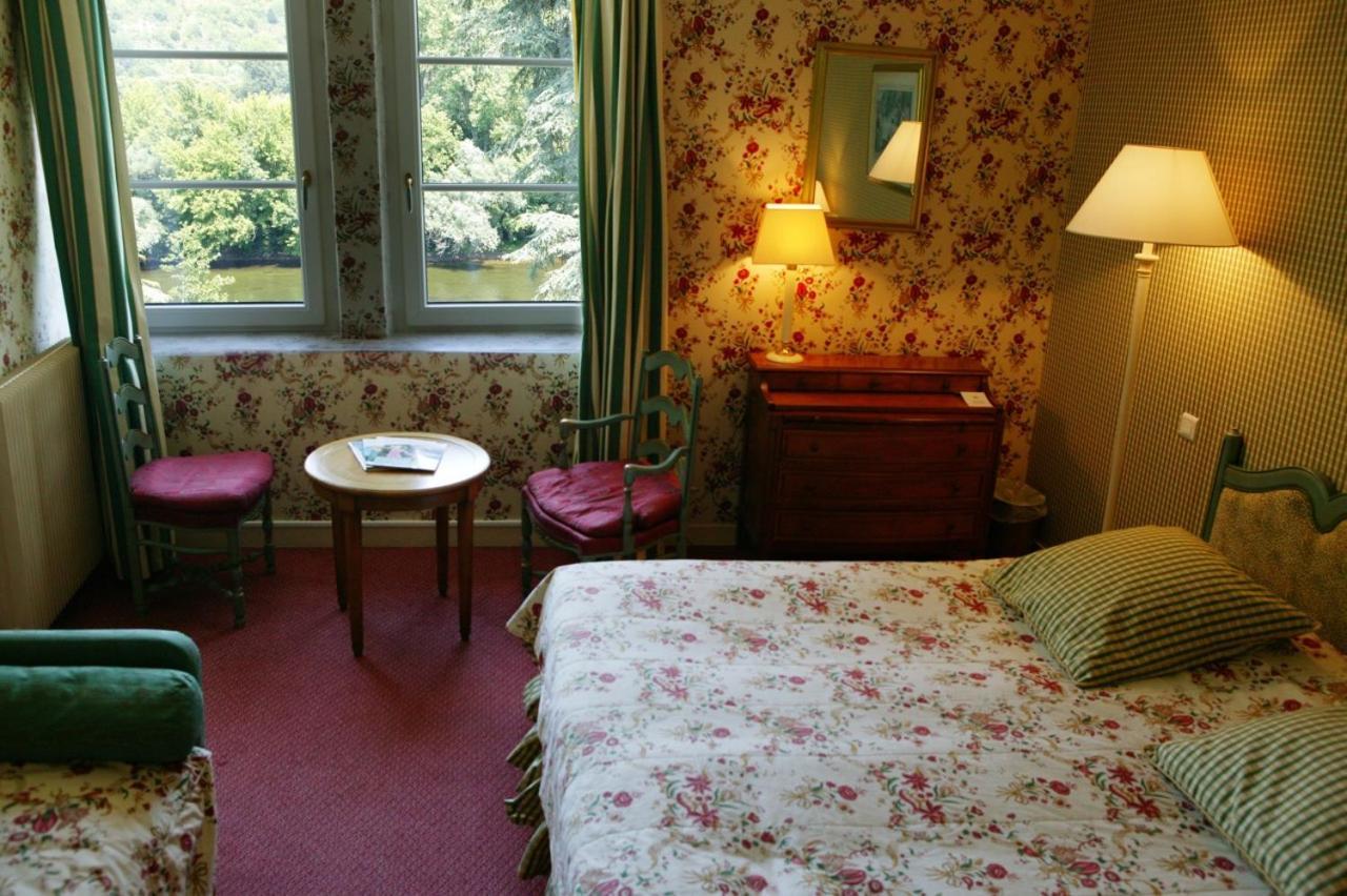 Готель Le Manoir De Bellerive Le Buisson-de-Cadouin Екстер'єр фото