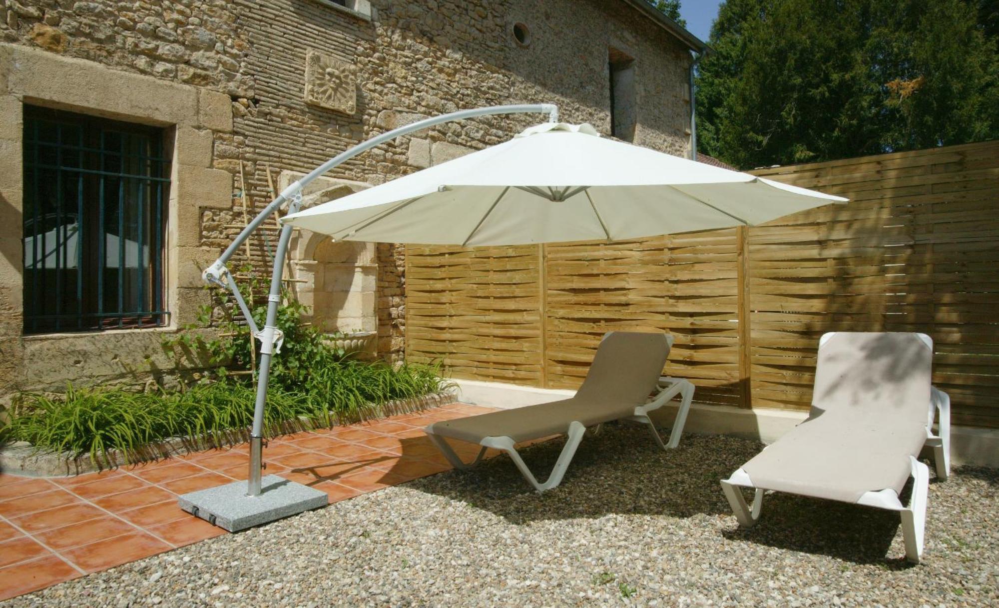 Готель Le Manoir De Bellerive Le Buisson-de-Cadouin Екстер'єр фото