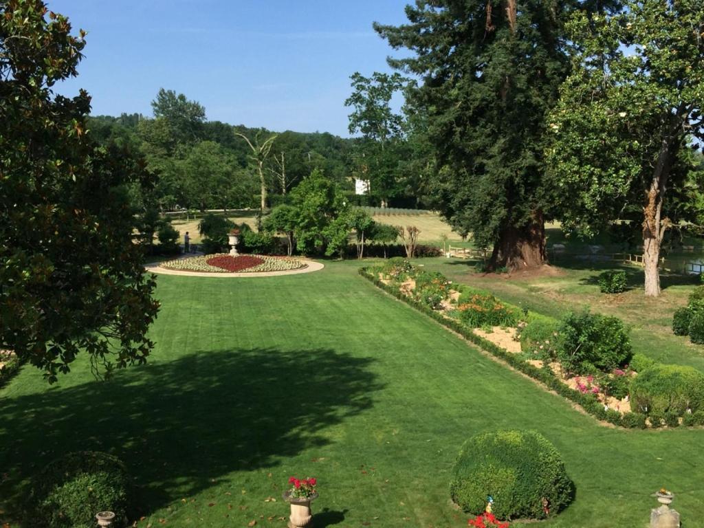 Готель Le Manoir De Bellerive Le Buisson-de-Cadouin Екстер'єр фото